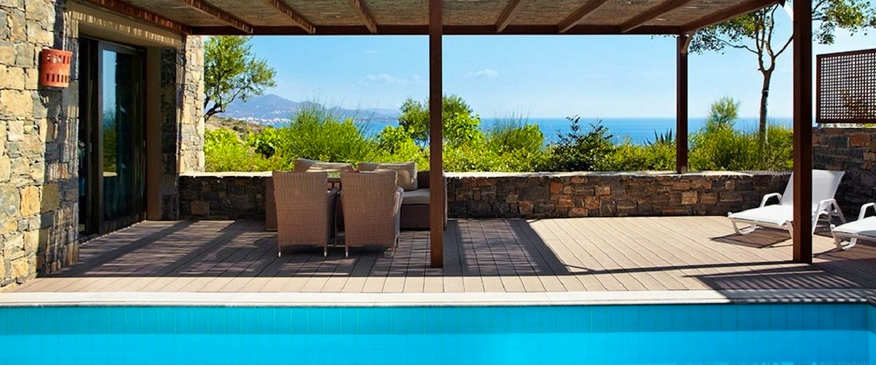 junior suite with private pool 