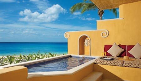 ocean front one bedroom suite with plunge pool