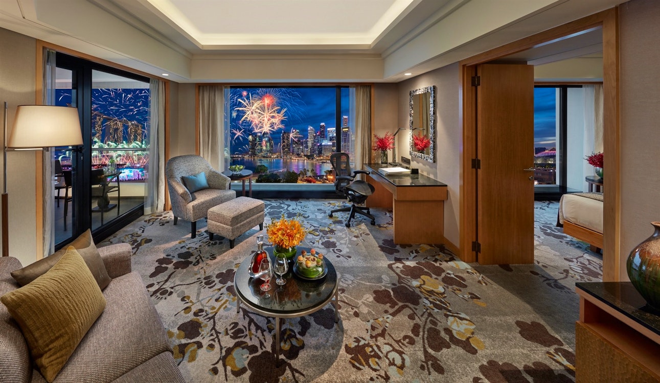 marina bay suites 16 units - 62 sqm