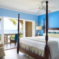 luxury oceanfront rooms