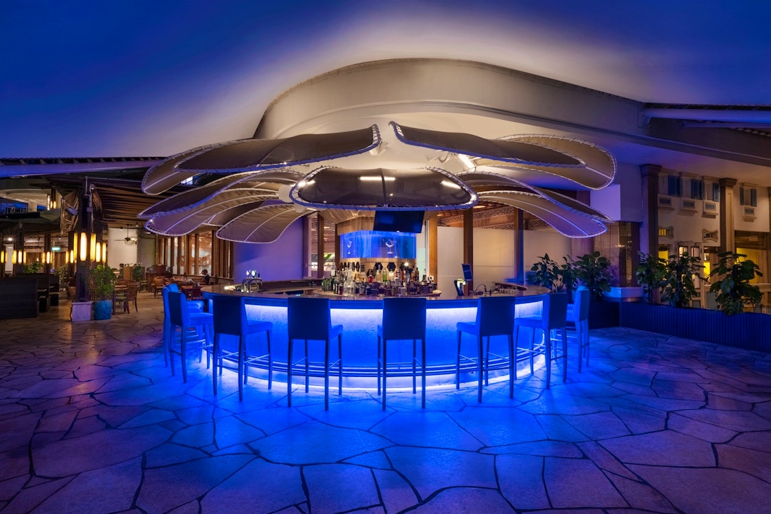 The Bubble Bar at Shangri-La's Rasa Sentosa Resort & Spa