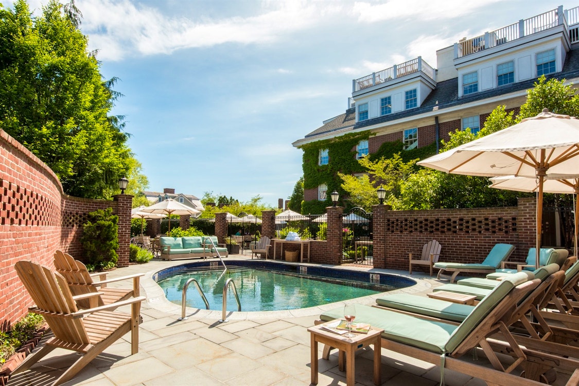 outdoor pool at the vanderbilt auberge resorts collection