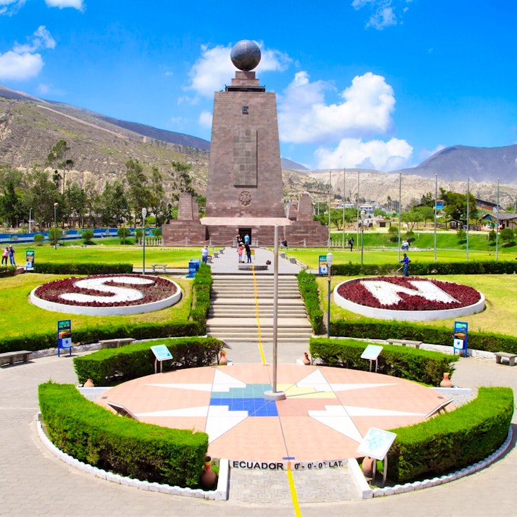 Middle of the world monument, Quito