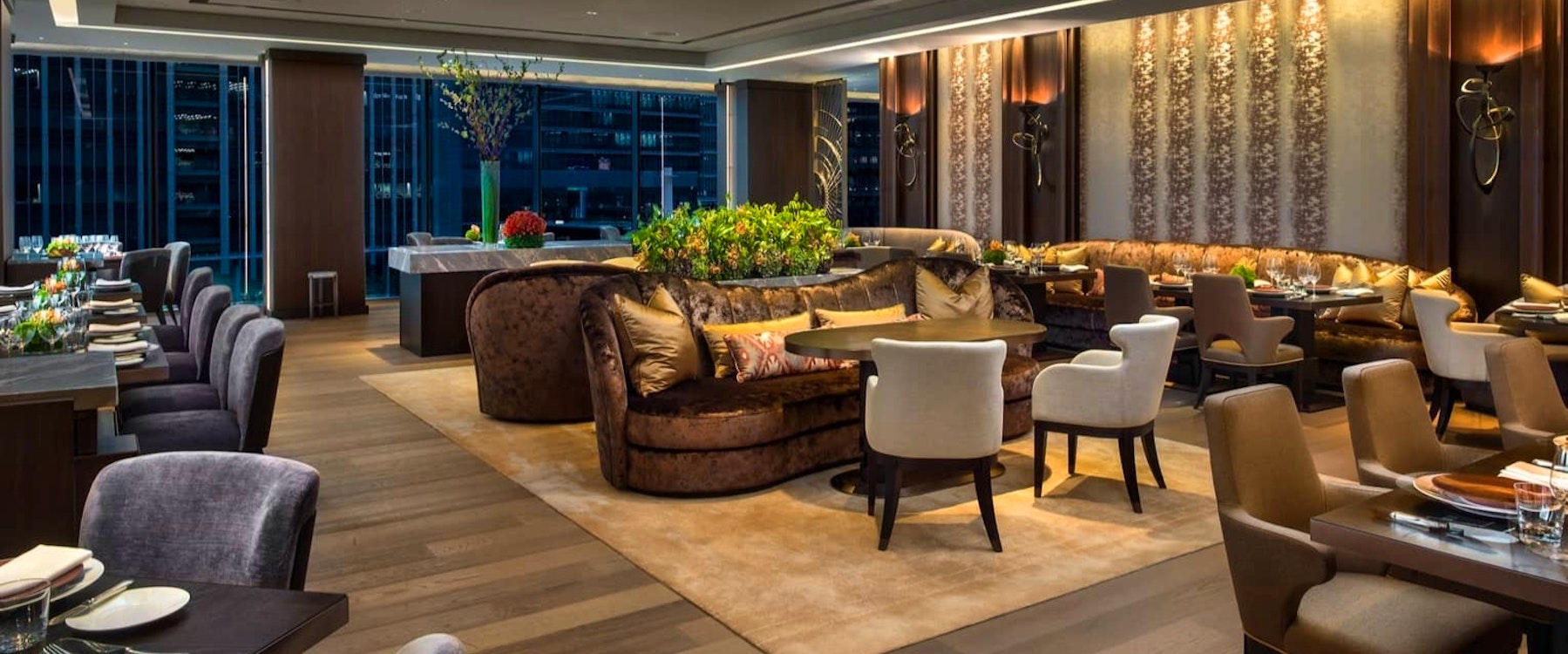 Motif Restaurant at Four Seasons Hotel Tokyo at Marunouchi, Japan