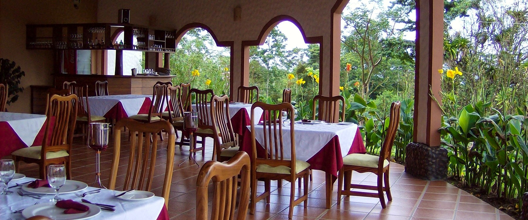 Restaurant at Mountain Paradise Hotel