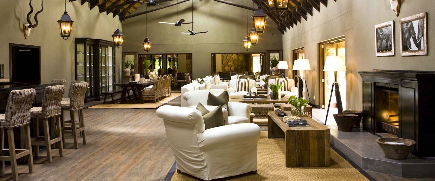 Bedroom in Mushara Lodge 