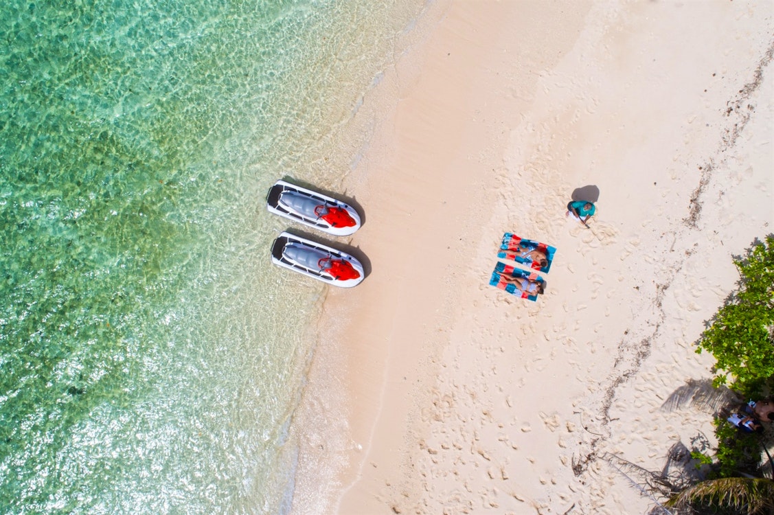 jetskis at annuku resort fiji
