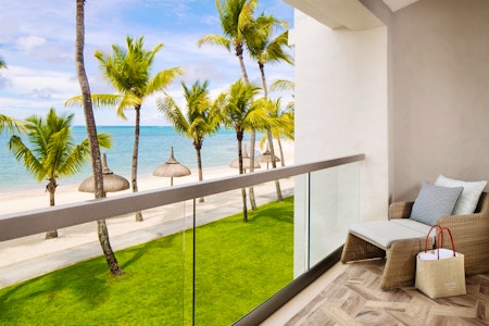 beachfront junior suite