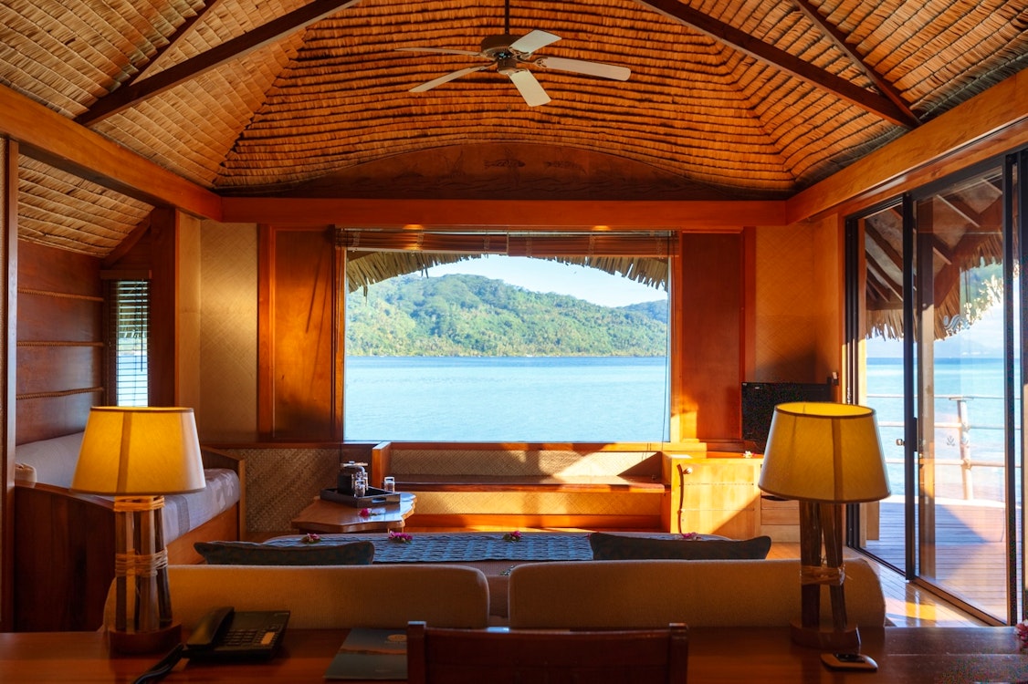 tahaa overwater suite