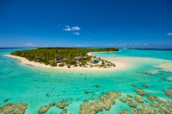 Indulge in a lavish summer escape at a 5-star French Polynesian resort for an unforgettable couples' retreat<place>The Brando </place><fomo>33</fomo>