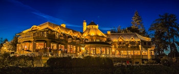 Painter’s Lodge image 2