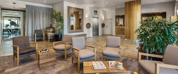 Peppers Seaport Hotel image 2