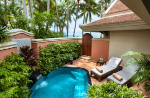 Deluxe Beachfront Villa with Plunge Pool
