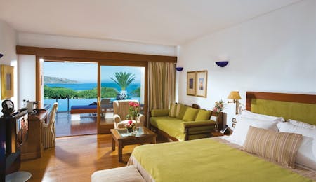Deluxe Room Spa Sea View Sharing Pool
