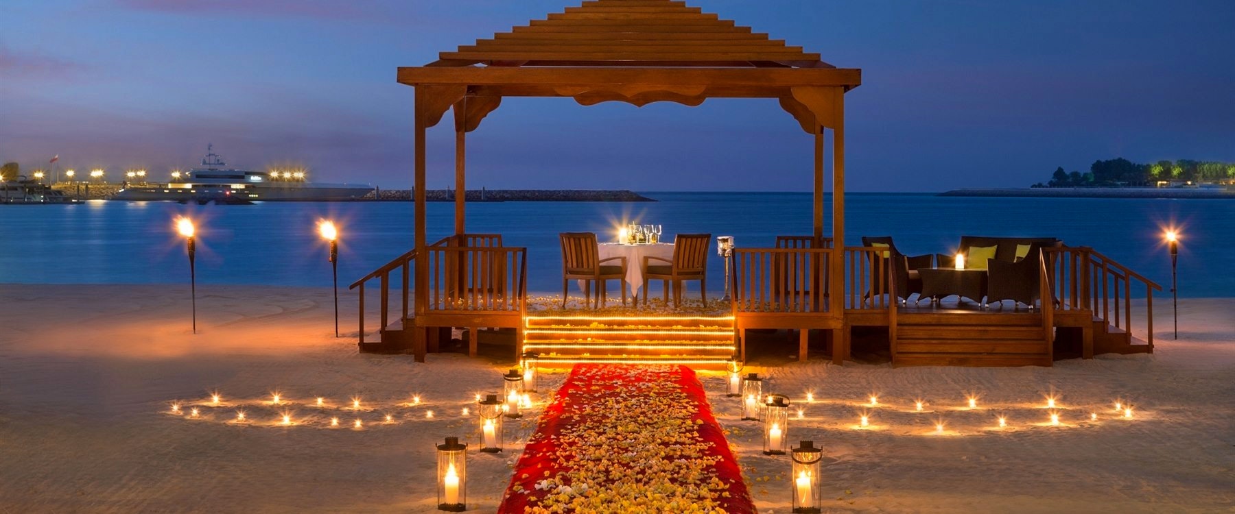 Romantic dining BBQ Al Qasr at Emirates Palace, Abu Dhabi
