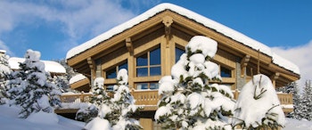 Chalet Razzie image 1