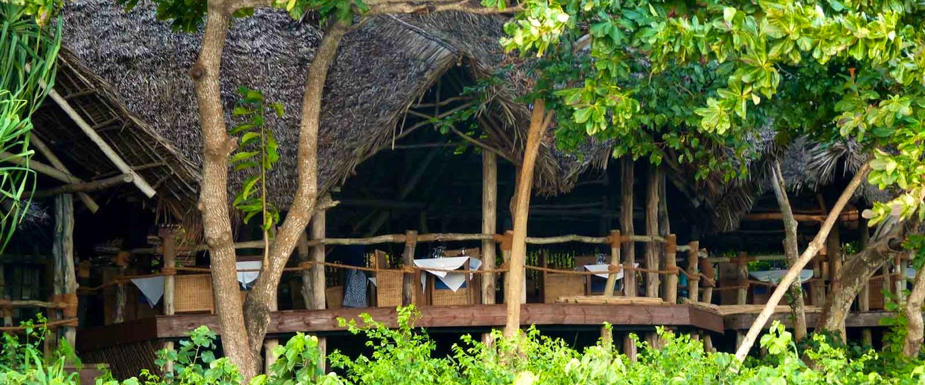 Restaurant exterior at Fundu Lagoon