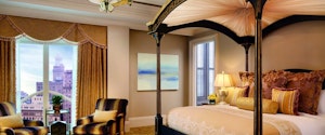 The Ritz-Carlton Suite