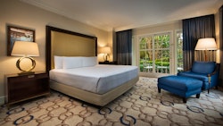 Gardens/Wood View Room