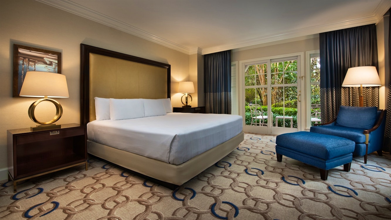 Gardens/Wood View Room