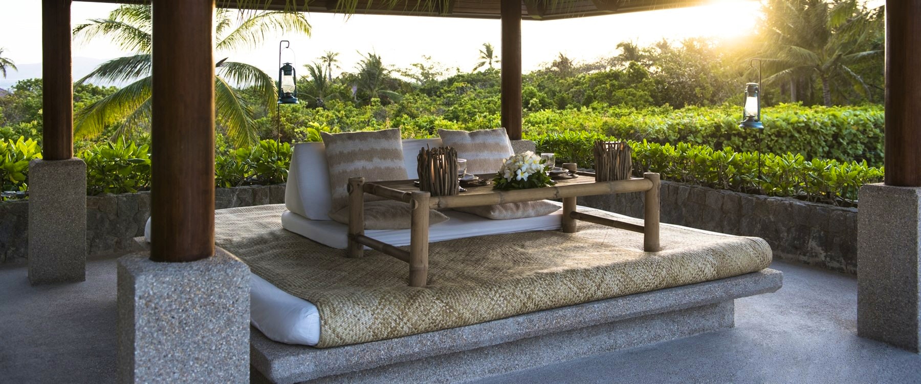 Sala dinner at Amanpulo, Palawan