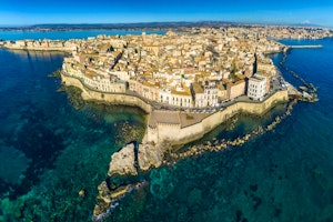 Explore Eastern Sicily image 3