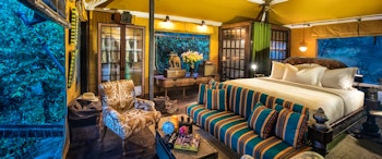 Shinta Mani Wild image 2