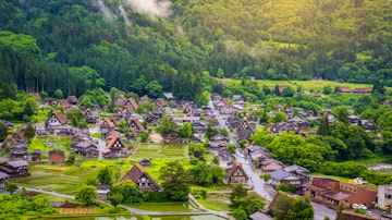 Takayama - Kanazawa via Shirakawago