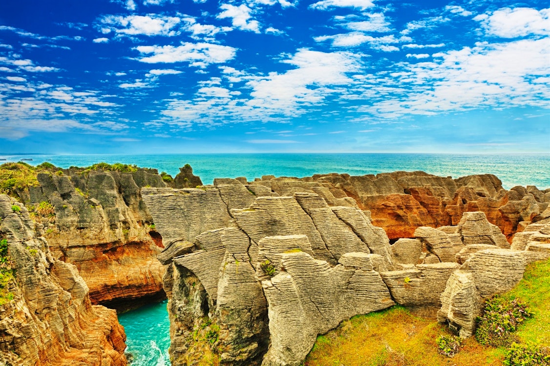 punakaki pancake rocks in paparoa national park