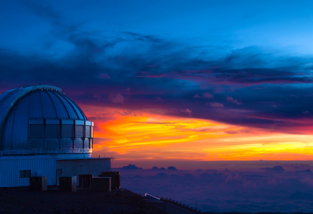 subaru observatory at sunset on mauna kea a dormant volcano on the big island