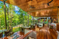 treehouse restaurant at silky oaks lodge queensland