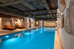 swimming pool airelles val disre