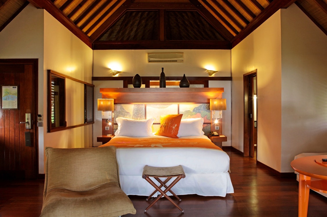 Luxury Bungalow Beach Front, Hotel Sofitel Moorea Ia Ora, Moorea, French Polynesia