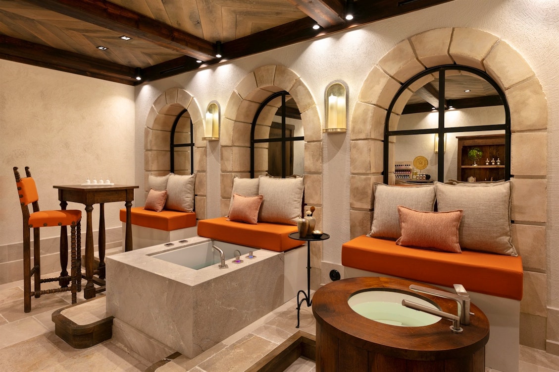 spa airelles val disre