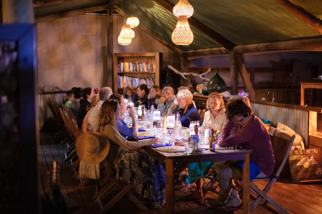 sal salis ningaloo reef western australia