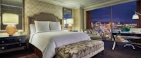 strip view room at four seasons hotel las vegas