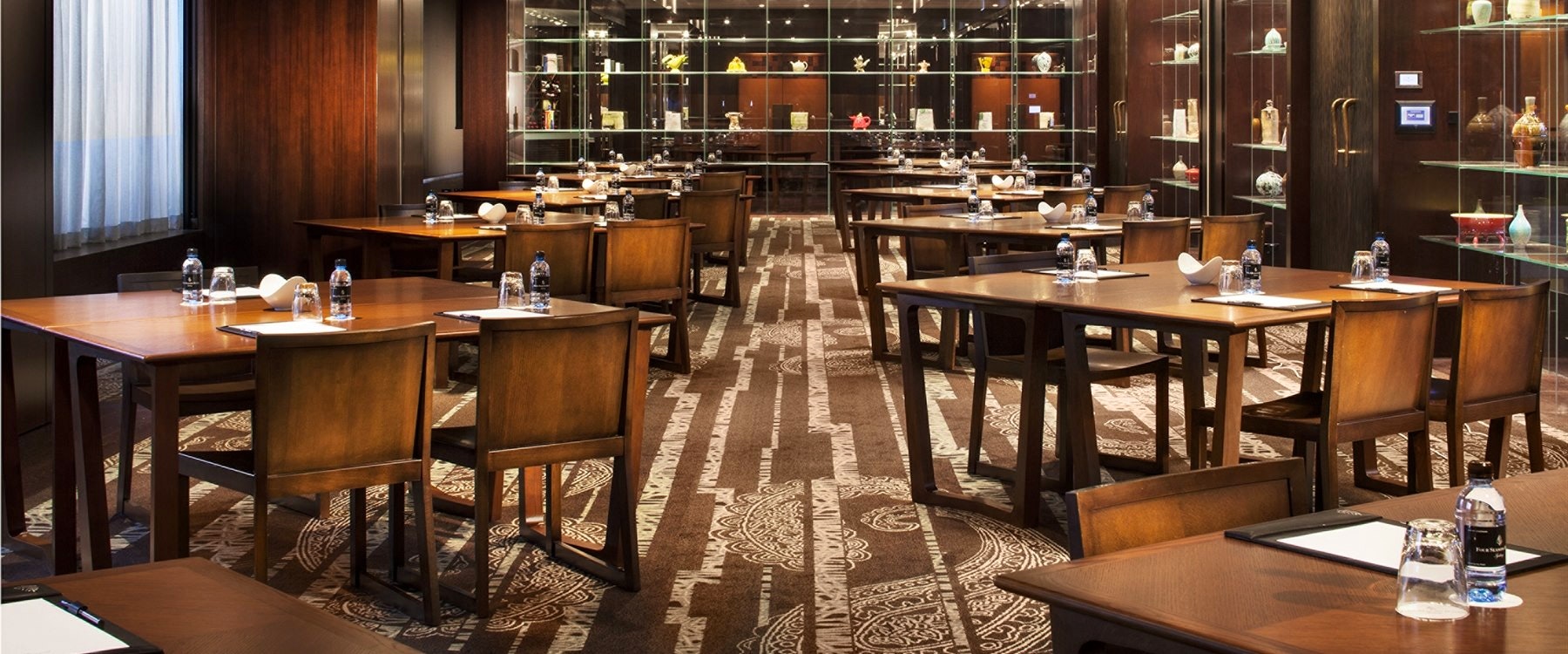 Studio Restaurant at Four Seasons Sydney, Australia 