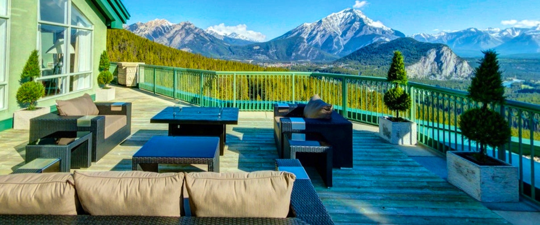 Suite Infinity at The Rimrock Resort Hotel, Banff