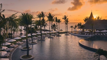 LUX* Belle Mare image 1