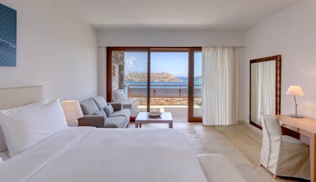 Superior Family Room Sea View