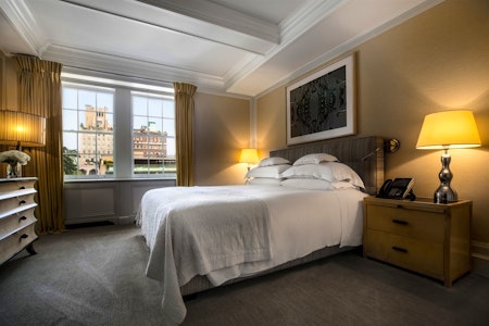 superior courtyard king rooms