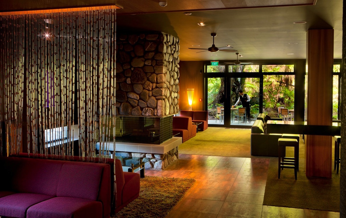 te waonui forest retreat south island 