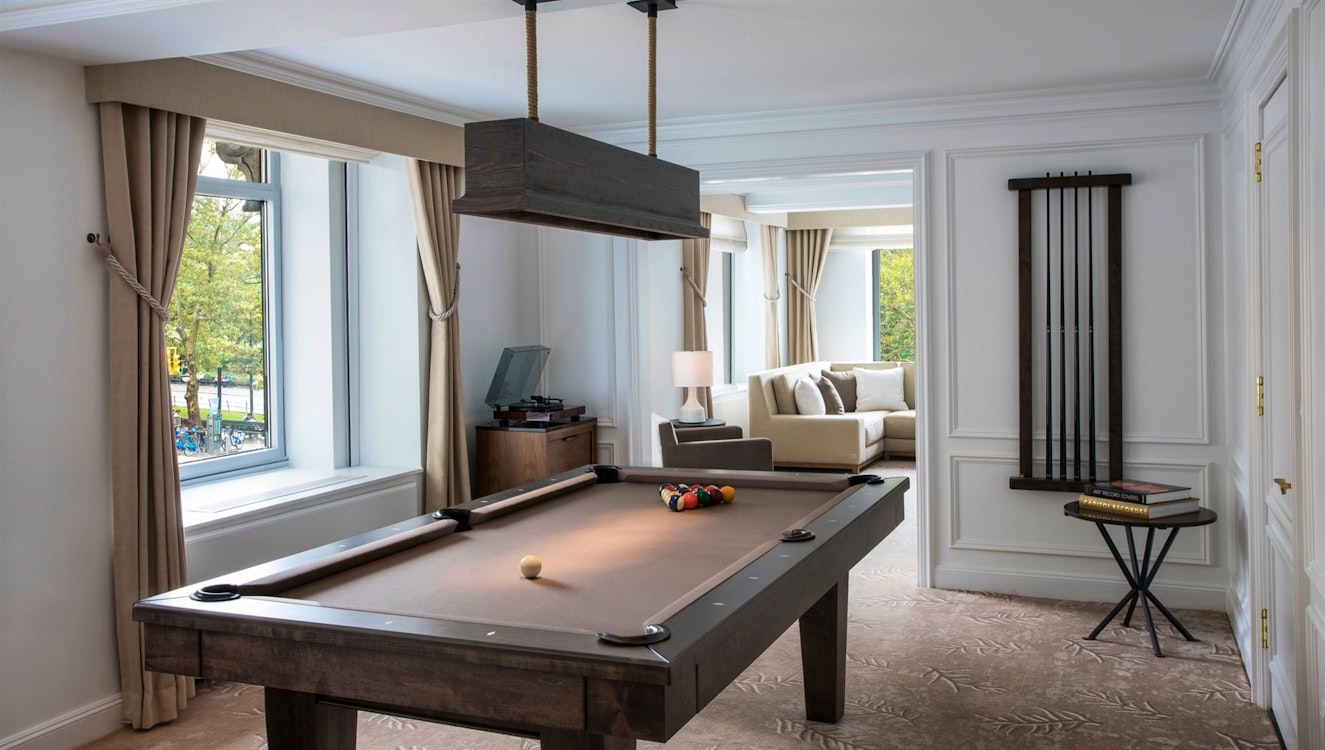 The Artists Gate Suite