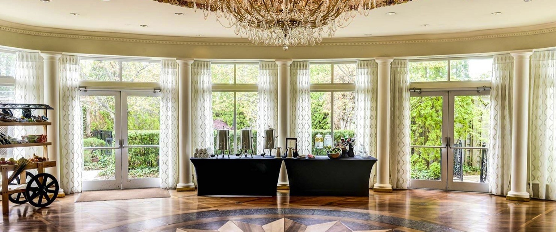 The Atrium at Queen’s Landing by Vintage Hotels, Ontario 