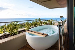 The Oasis Estate - Master Suite