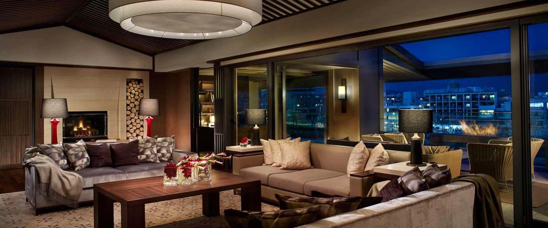 the ritz-carlton suite