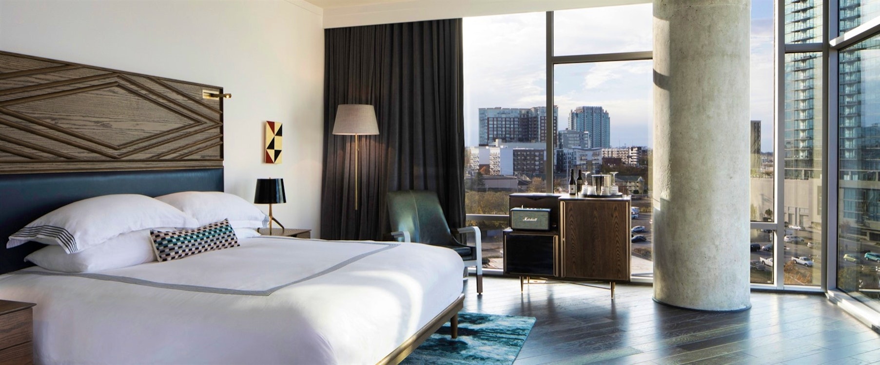 corner king room at thompson nashville