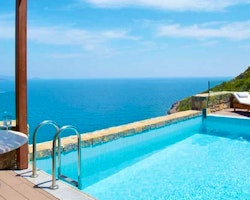 three bedroom villa sea view with private pool