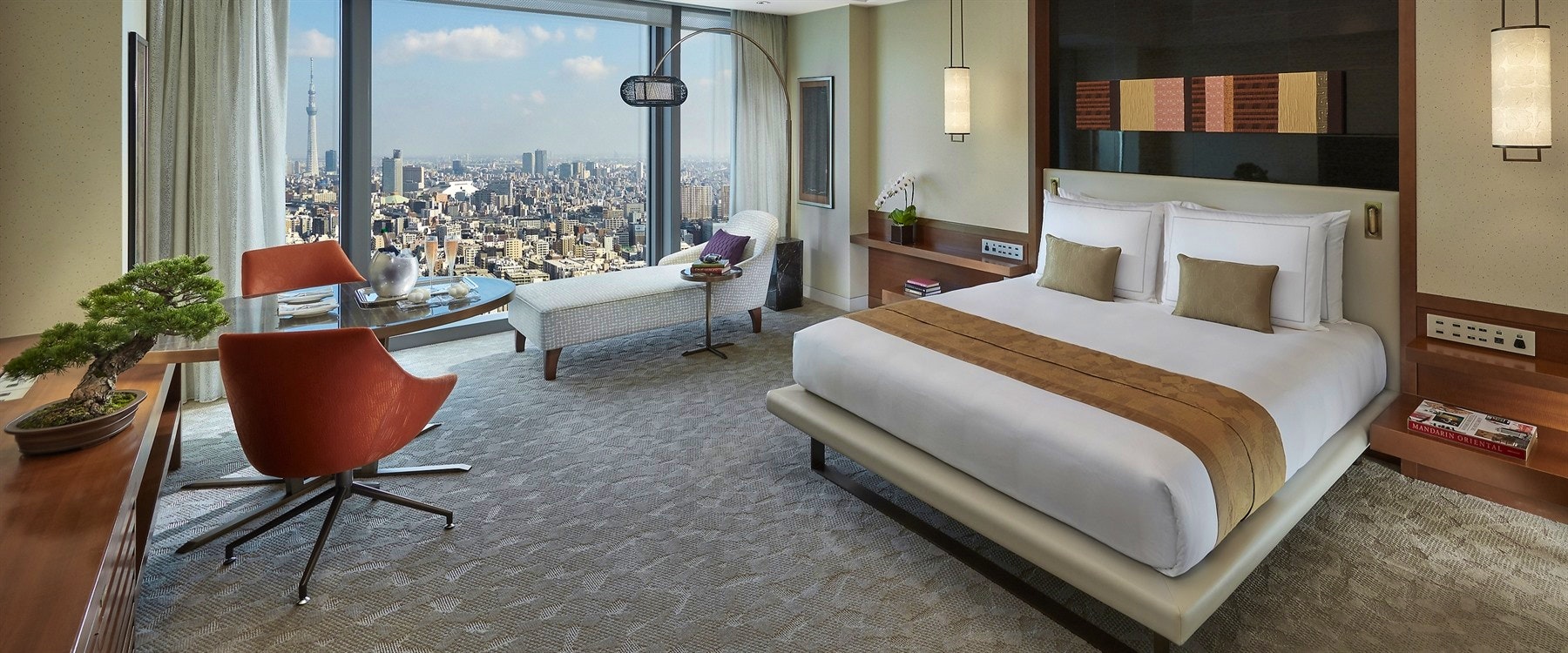 Deluxe Premier Bedroom at Mandarin Oriental Tokyo, Japan