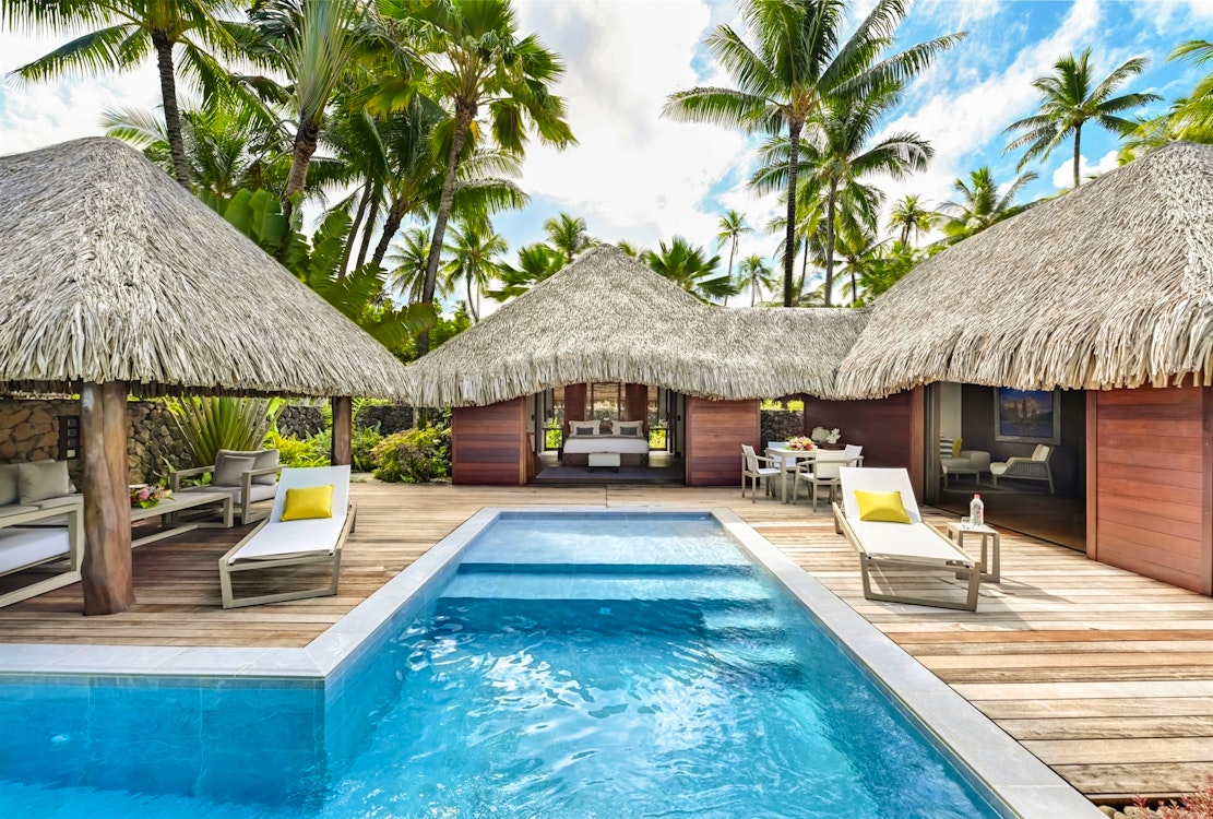 royal pool beach villa